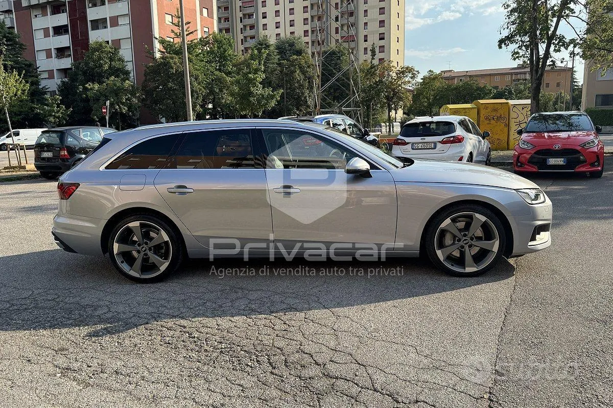 Audi A4 Avant 2023 photo 4