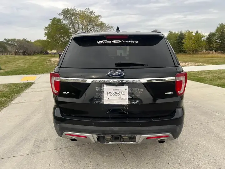 Ford Explorer 2016 photo 5