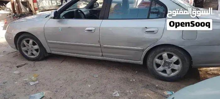 Hyundai Avante 2005 photo 4
