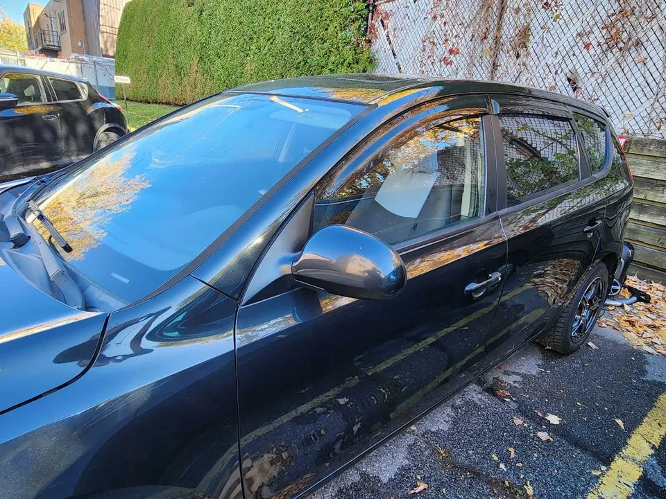 Hyundai Elantra 2009 photo 3