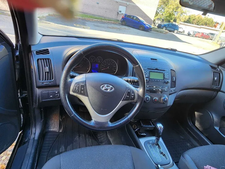 Hyundai Elantra 2009 photo 4