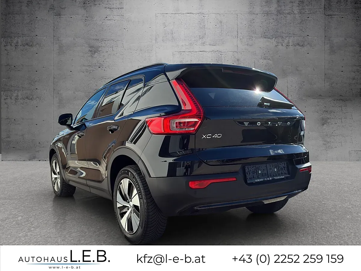 Volvo Xc40 2022 photo 3