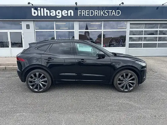 Jaguar E-Pace 2018 photo 4