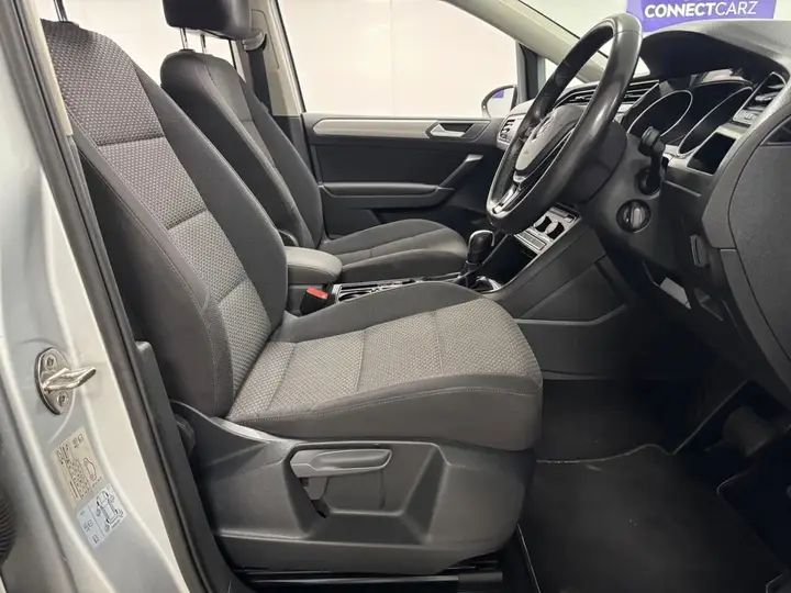 Volkswagen Touran 2020 photo 4