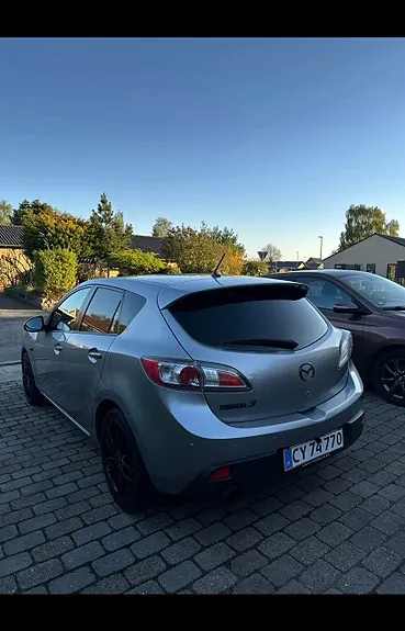 Mazda 3 2011 photo 5