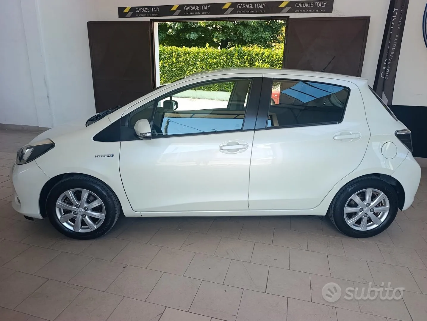 Toyota Yaris 2013 photo 4