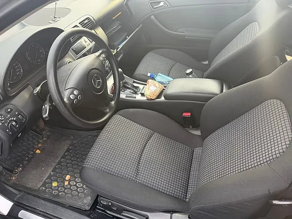 Mercedes-Benz C180 2007 photo 2