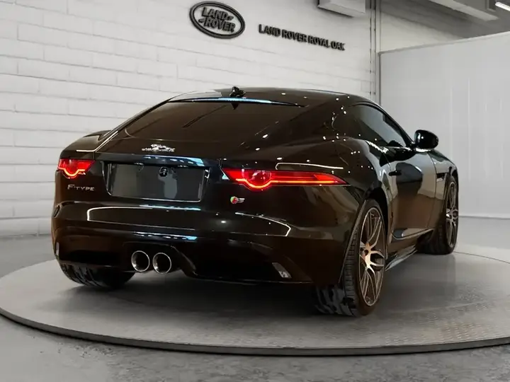 Jaguar F-Type 2015 photo 5