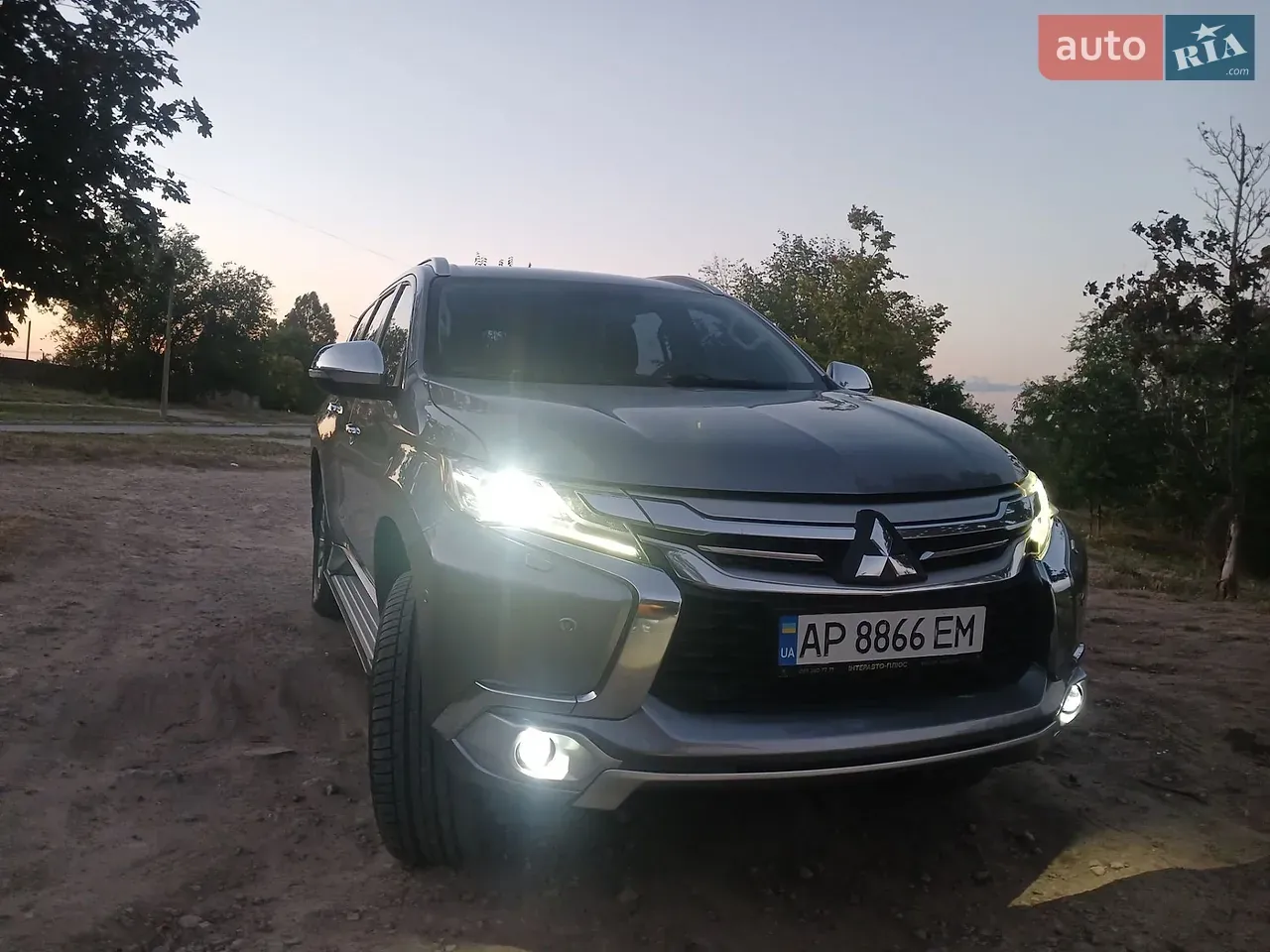 Mitsubishi Pajero Sport 2017 photo 2