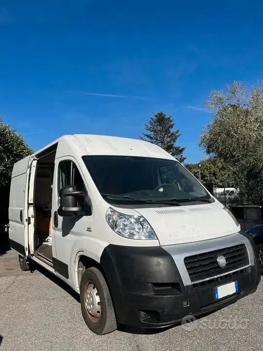 Fiat Ducato 2011 photo 2