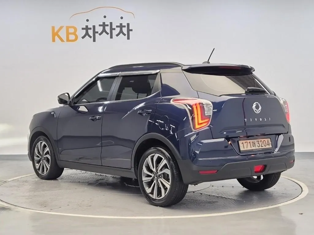 KG Mobility Tivoli 2019 photo 2