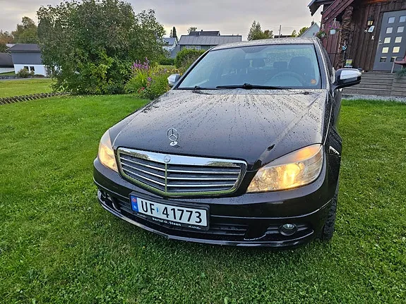 Mercedes-Benz C200 D 2008 photo 2