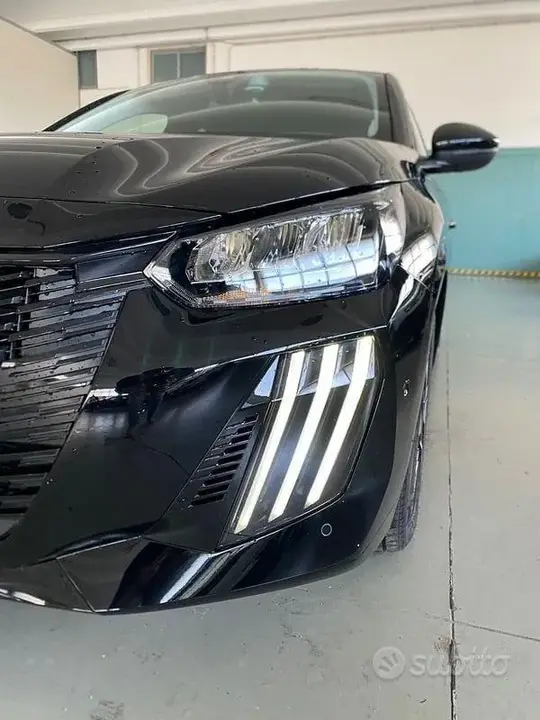 Peugeot 208 2026 photo 3
