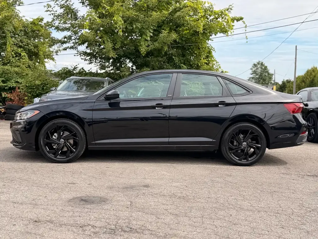 Volkswagen Jetta 2026 photo 4