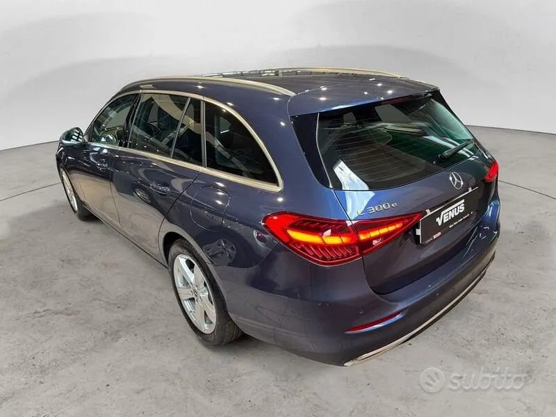 Mercedes-Benz C 2024 photo 5