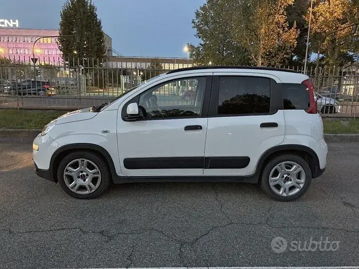 Fiat Panda 2023 photo 2
