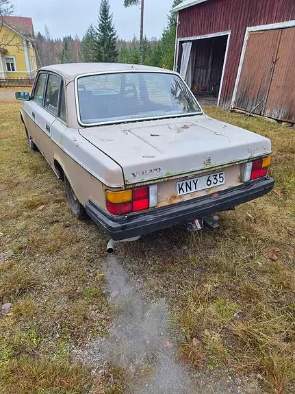Volvo 244 1981 photo 3