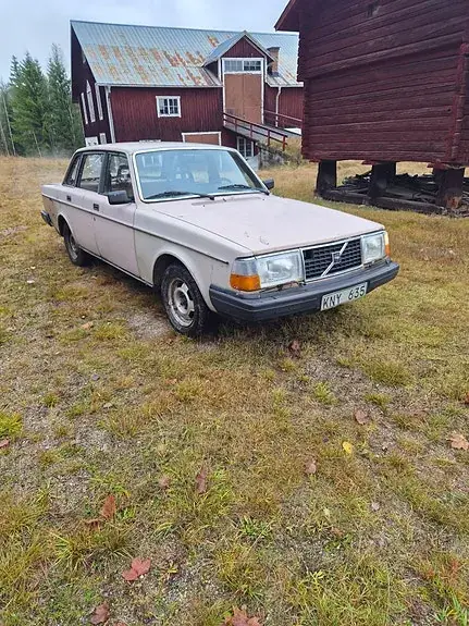 Volvo 244 1981 photo 5