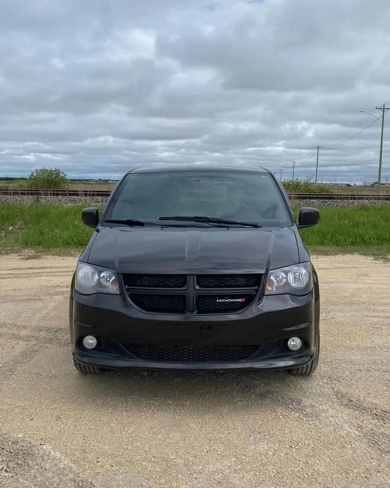 Dodge Grand Caravan 2018 photo 2
