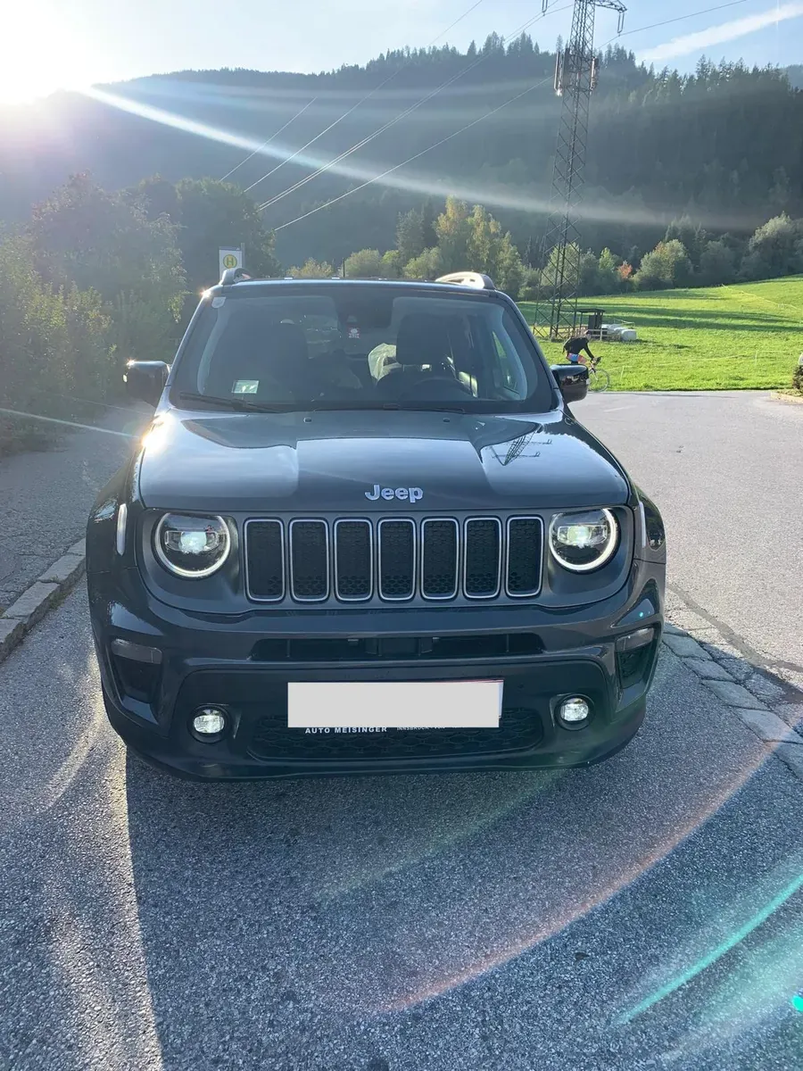 Jeep Renegade 2023 photo 2