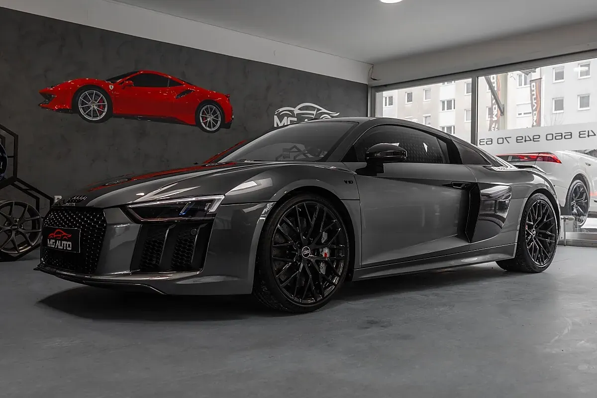 Audi R8 2017 photo 2