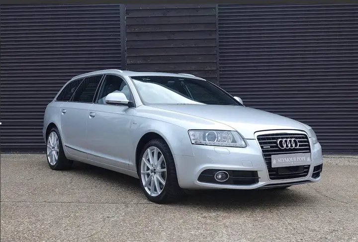 Audi A6 Avant 2010 photo 3