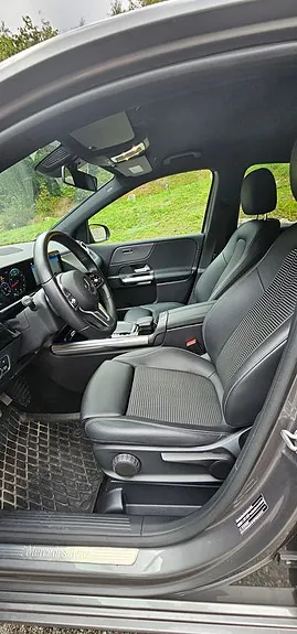 Mercedes-Benz B180 2020 photo 3