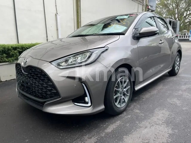 Toyota Yaris 2024 photo 2