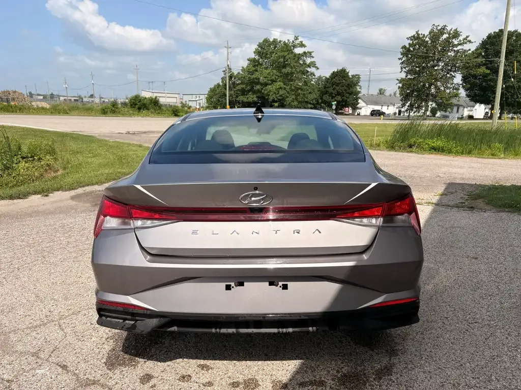 Hyundai Elantra 2023 photo 5