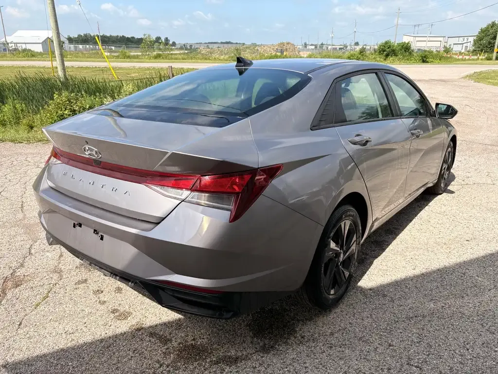 Hyundai Elantra 2023 photo 4