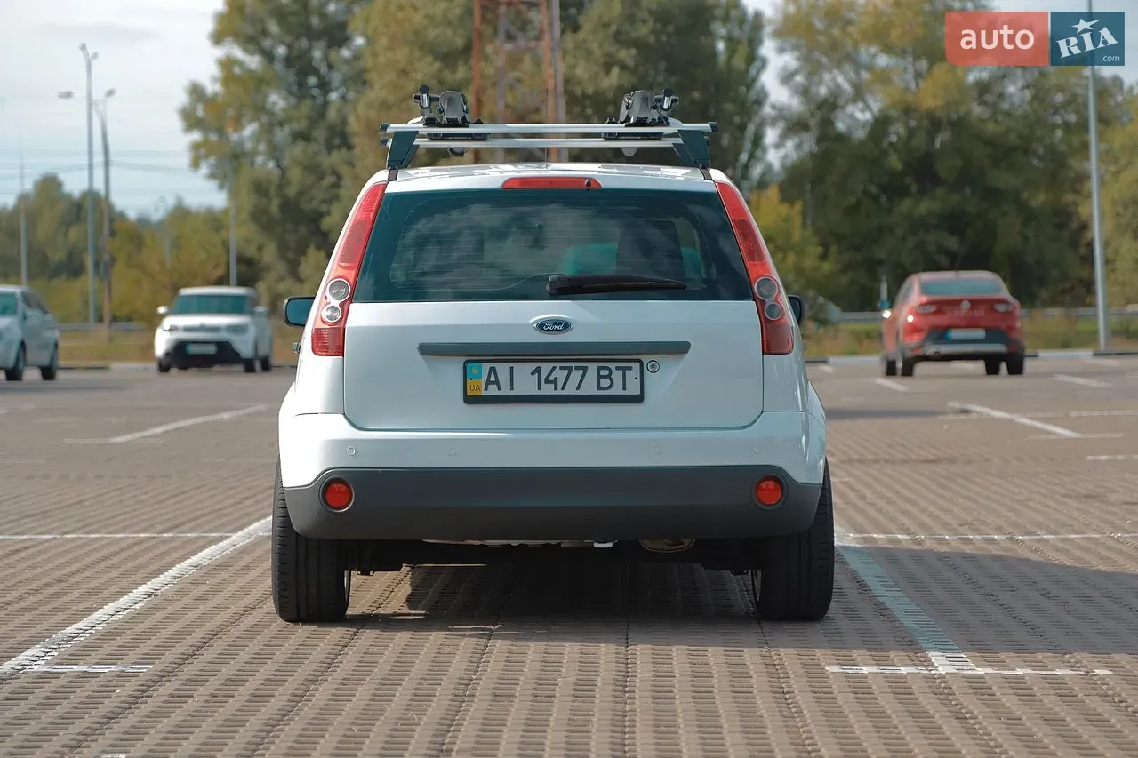 Ford Fiesta 2007 photo 4