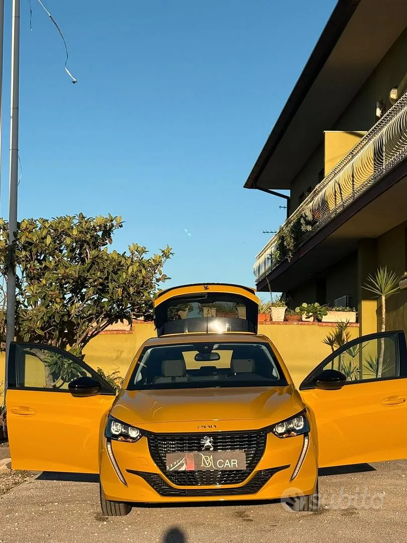 Peugeot 208 2023 photo 4