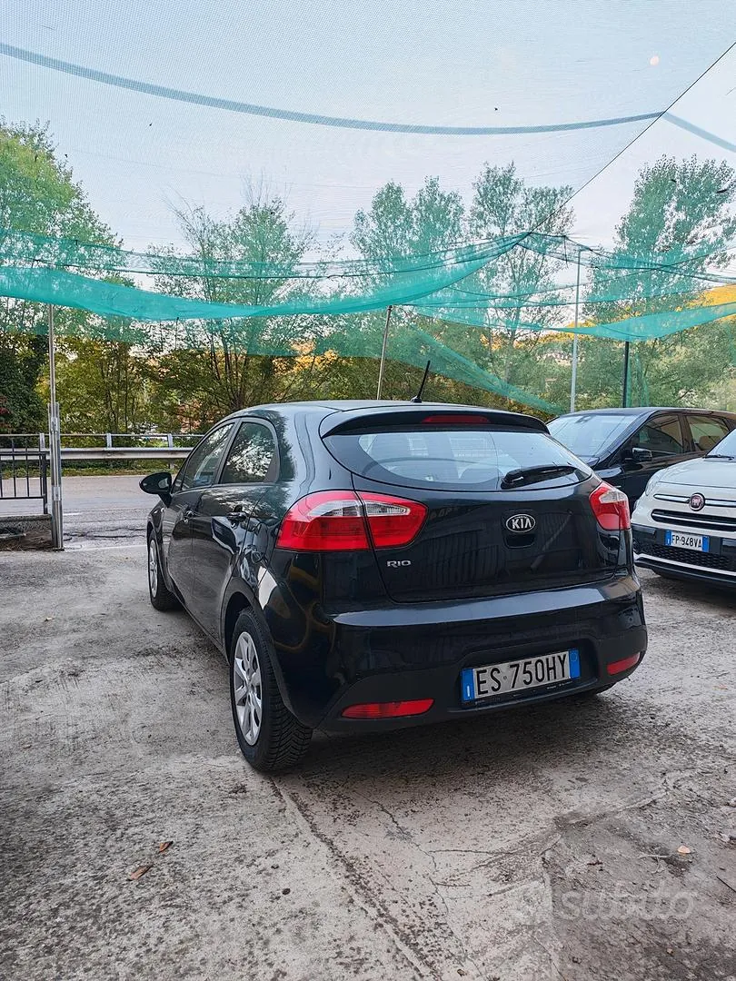 Kia Rio 2013 photo 4