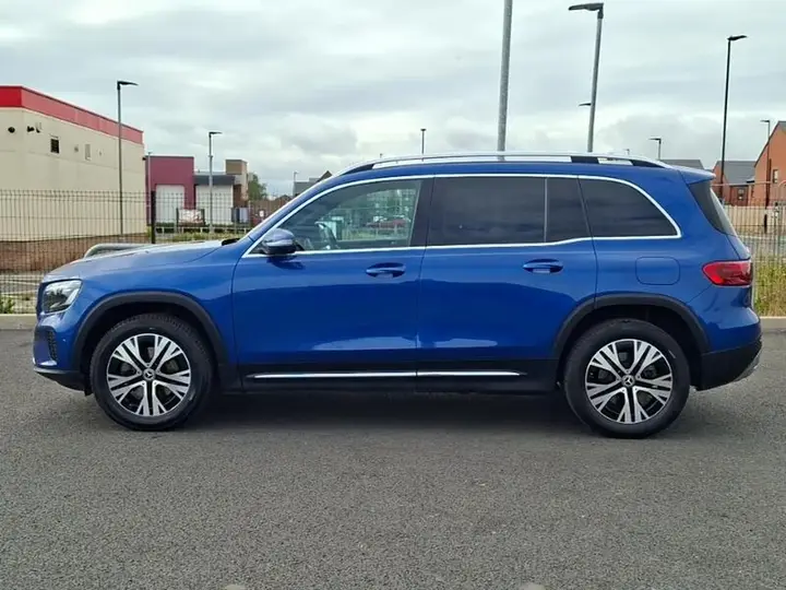 Mercedes-Benz Glb 2025 photo 4