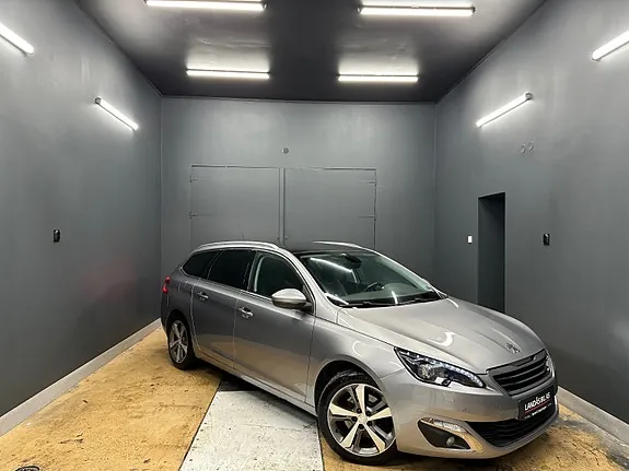 Peugeot 308 2015 photo 3