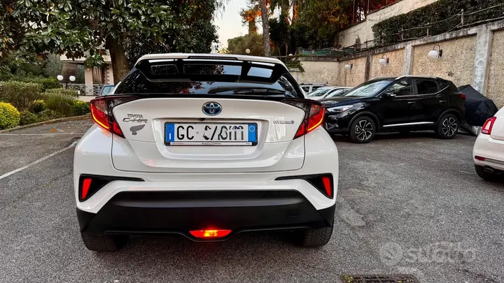Toyota C-Hr 2020 photo 3