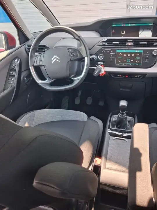 Citroen C4 Spacetourer 2019 photo 3