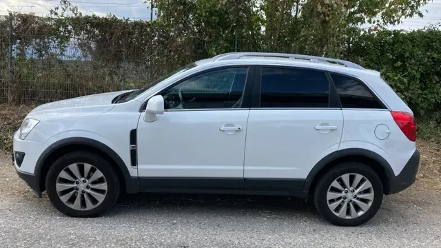 Opel Antara 2017 photo 2