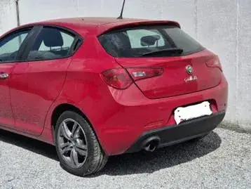 Alfa Romeo Giulietta 2014 photo 2