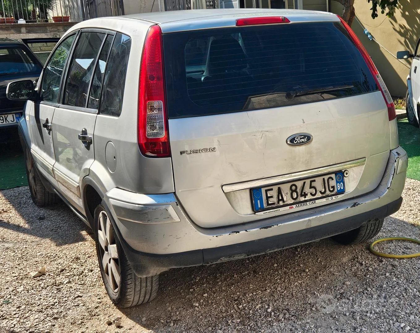Ford Fusion 2010 photo 2