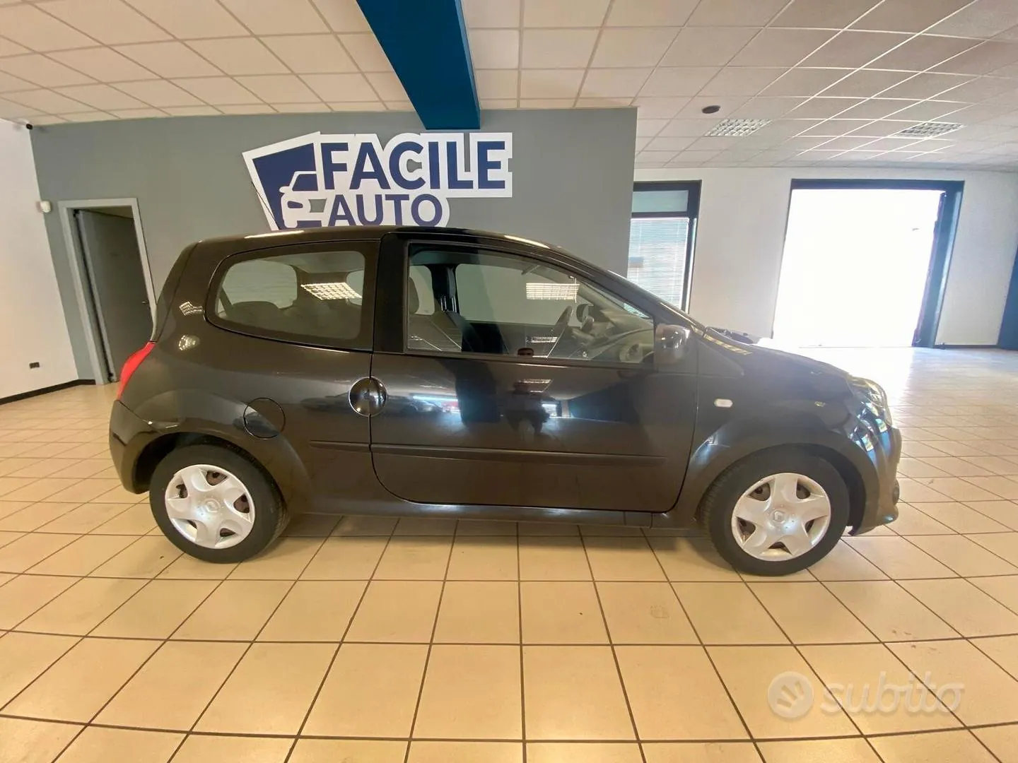 Renault Twingo 2010 photo 2