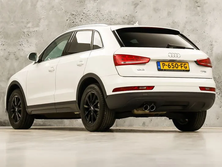 Audi Q3 2016 photo 3