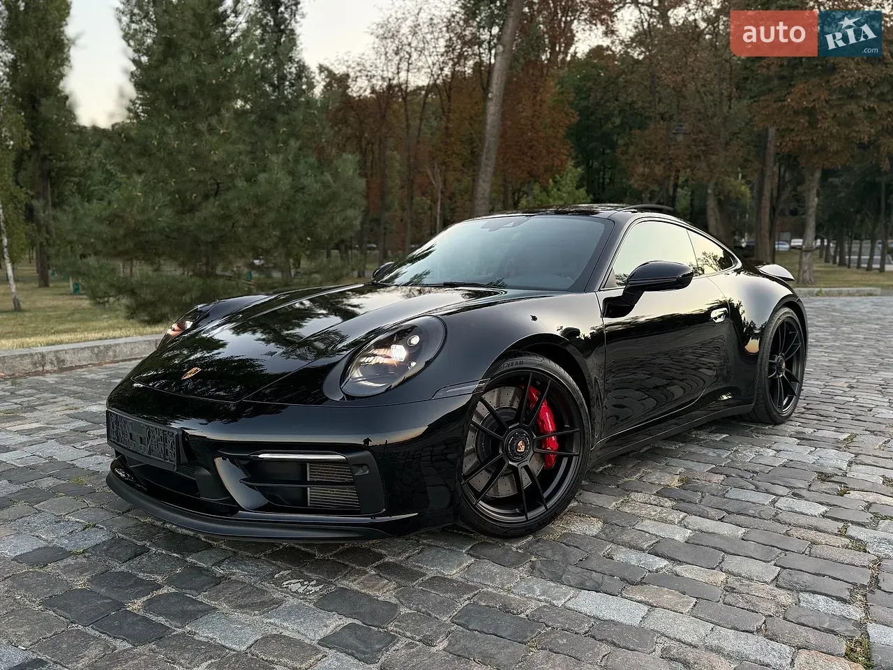 Porsche 911 2022 photo 2