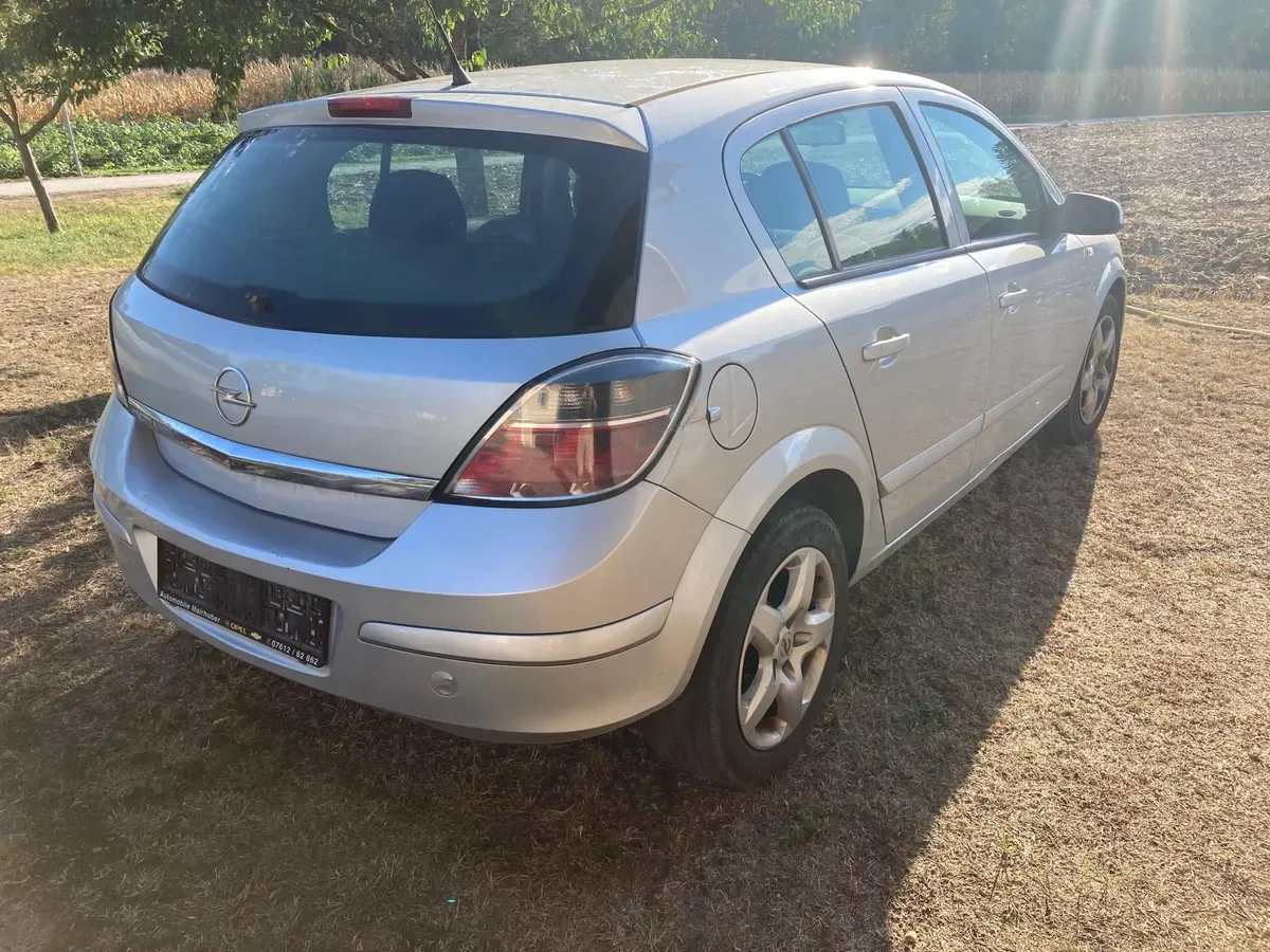 Opel Astra 2007 photo 3