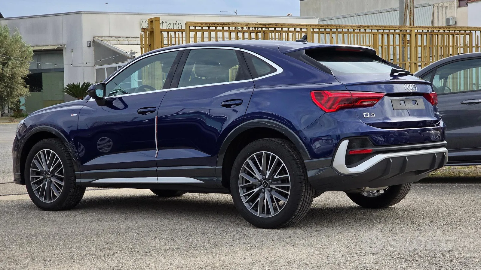 Audi Q3 2025 photo 4