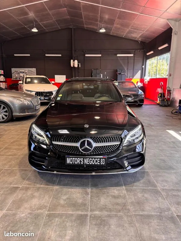 Mercedes-Benz C-Class 2019 photo 2