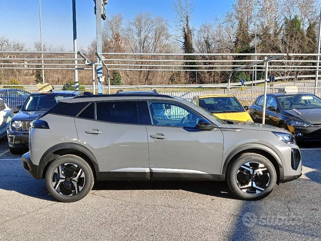 Peugeot 2008 2025 photo 4