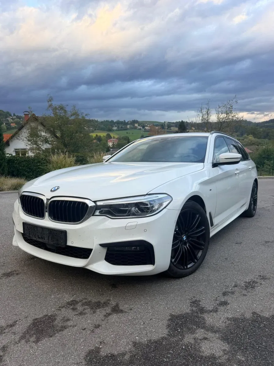 BMW 5 Series 2018 photo 2