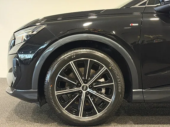 Audi Q4 E-Tron 2024 photo 2