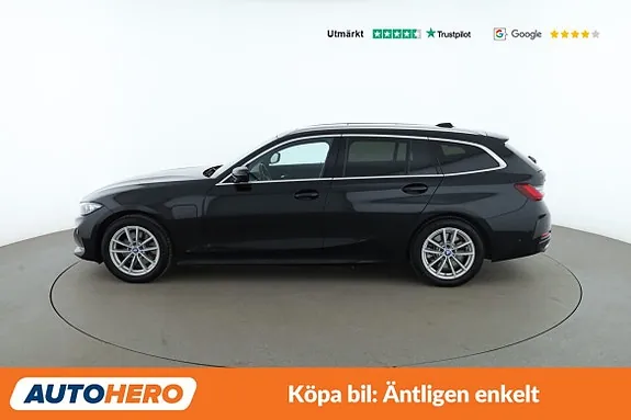 BMW 330E 2024 photo 2